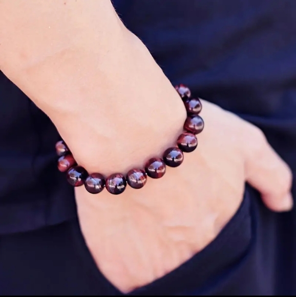 Natural Wine Tiger Eyes Stone Bracelets For Men/Women 10 mm Round Smooth Beaded. - Picture 3 of 6